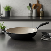 Wok Bravolar com Revestimento Cerâmico – Alta Performance e Elegância Oriental