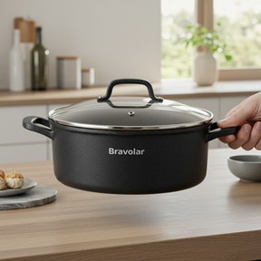 Caçarola Bravolar com Tampa de Vidro – Elegância, Resistência e Sabor em Cada Receita